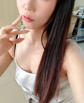 白云新人小容