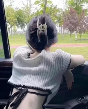 龙岗恒明湾附近眼睛女